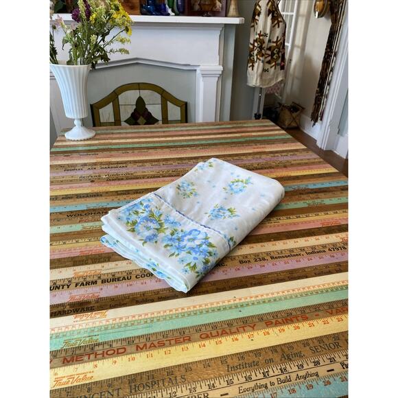 Vintage Grants Home Full Sheet Floral 1 Flat Sheet Blue Cabbage Rose Cottagecore - Picture 2 of 9
